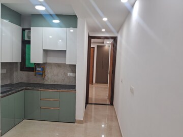 Building Lobby in 1 BHK Builder Floor at Malviya Nagar – for Rent