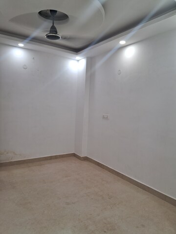 Furnished Amenities in 1 BHK Builder Floor at Malviya Nagar – for Rent
