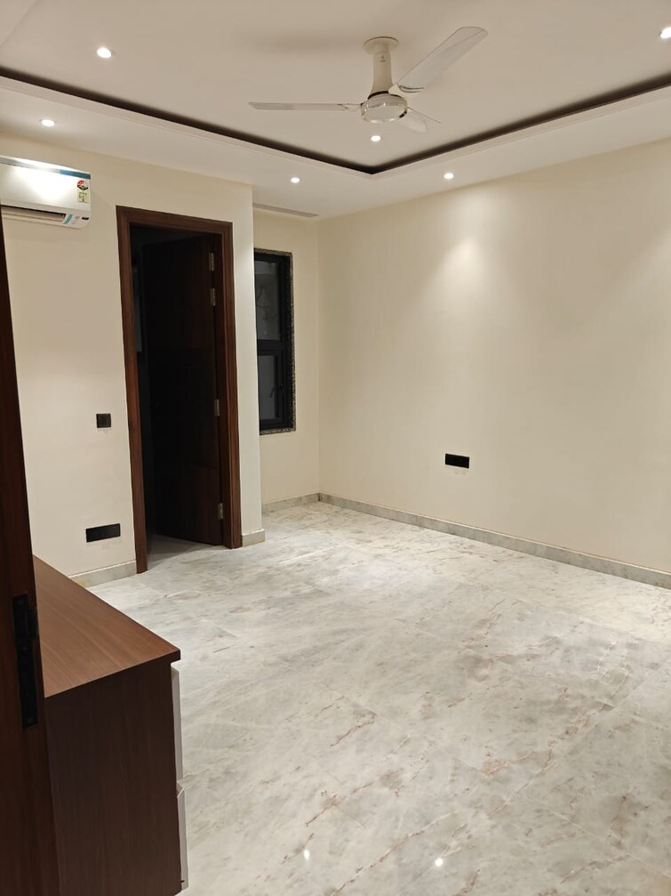 Cover Image, sector 55 3 Bedroom 1337 Sq.Ft. Builder Floor In Sector 55 Gurgaon 9245918