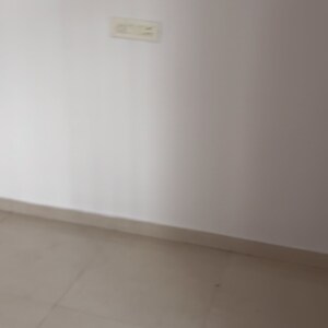 Room in 3 BHK Apartment at Royal Towers Noida, Sector 60 – for Sale