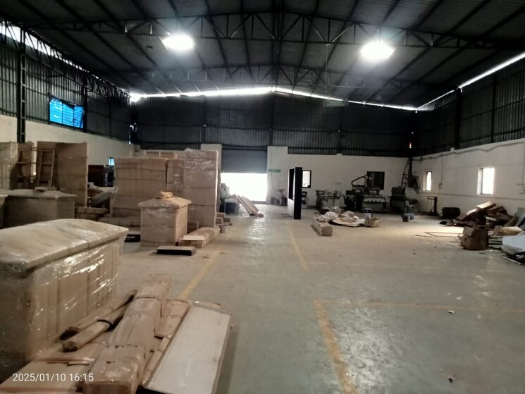  Parking, virar east Commercial Warehouse 28900 Sq.Ft. In Virar East Palghar 9245498