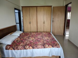 Bedroom in 3 BHK Apartment at Silver Nook CHS, Santacruz East – for Rent