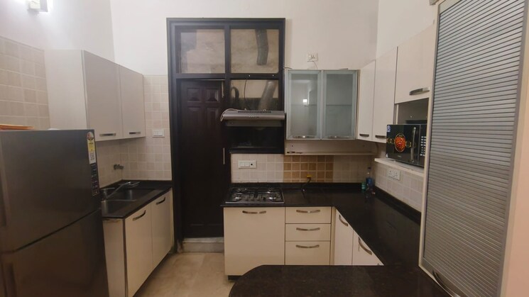 Kitchen, safdarjung enclave 2 Bedroom 200 Sq.Yd. Builder Floor In Safdarjung Enclave Delhi 9245561