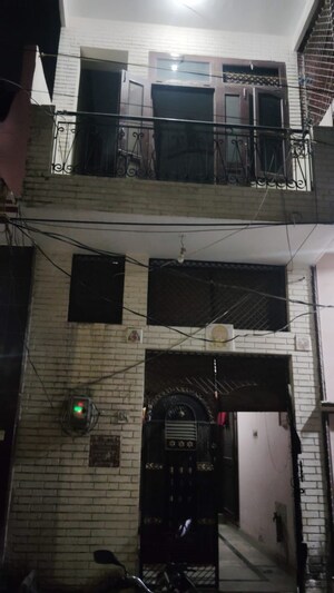 2.5 BHK Independent House For Sale in Laxmi Bazar, Sector 8
