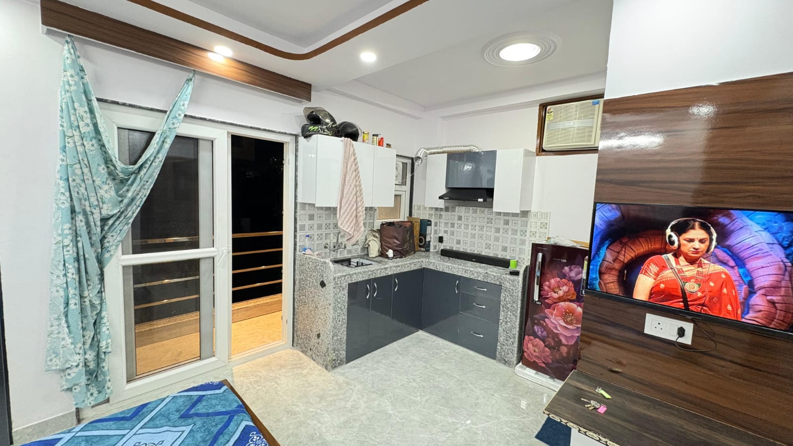 1 RkBuilder Floor For Rent in Sector 57