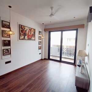 Room in 3.5 BHK Builder Floor at Sector 52 – for Sale