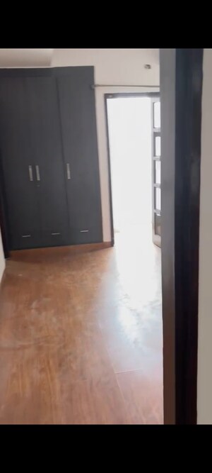 Furnished Amenities in 3 BHK Apartment at Shatabdi Vihar Sector-61, Sector 61 – for Sale