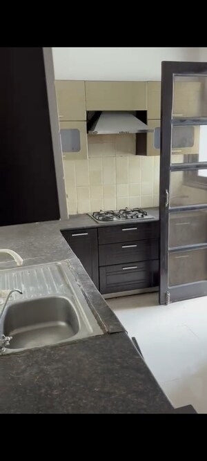 Furnished Amenities in 3 BHK Apartment at Shatabdi Vihar Sector-61, Sector 61 – for Sale