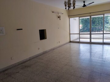Room in 2 BHK Apartment at Arphi Apts, Richmond Town – for Rent