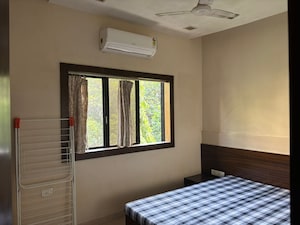 Bedroom in 1 BHK Apartment at Sonkamal CHS, Malabar Hill – for Rent