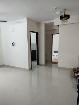 Room in 2 BHK Apartment at Worli – for Rent
