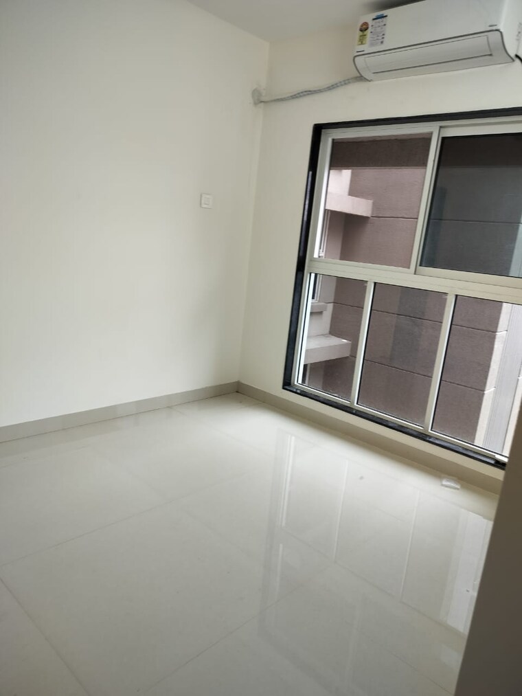 Room, worli 2 Bedroom 600 Sq.Ft. Apartment In Worli Mumbai 9246004