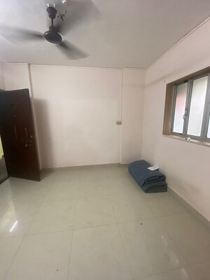 Room in 1 RK Apartment at Matunga – for Rent