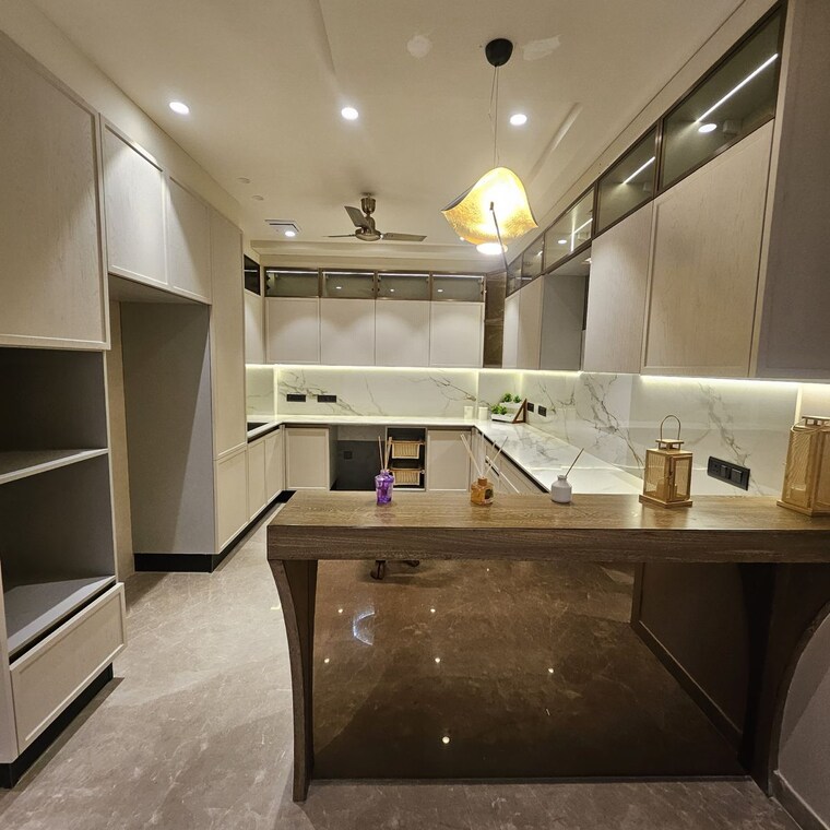 Kitchen, east patel nagar 3 Bedroom 200 Sq.Yd. Builder Floor In East Patel Nagar Delhi 9246044
