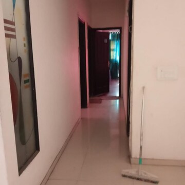 Room in 3 BHK Apartment at The Crescent, Sector 50 – for Rent