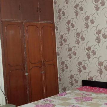 Furnished Amenities in 3 BHK Apartment at The Crescent, Sector 50 – for Rent