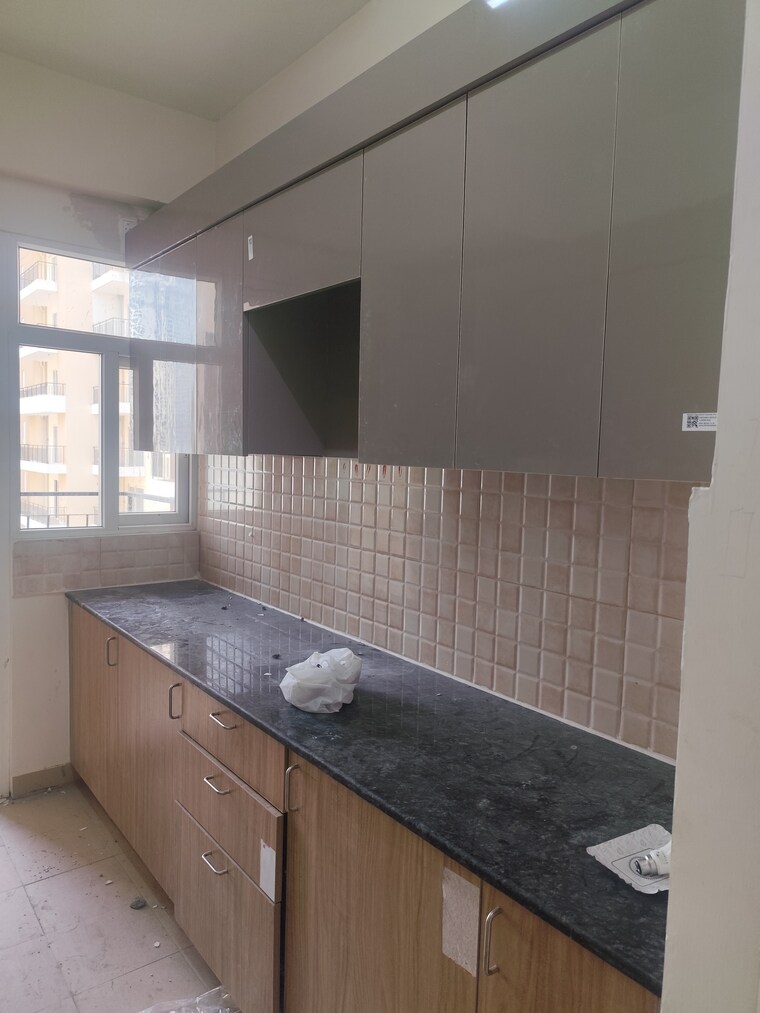 Kitchen, amrapali-crystal-homes 3 Bedroom 1375 Sq.Ft. Apartment In Sector 76 Noida 9246165