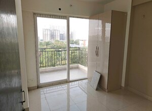 Room in 2 BHK Apartment at Signature Global Proxima, Sector 89 – for Sale
