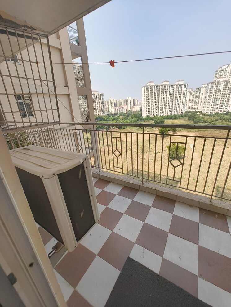 Balcony, shree-vardhman-green-court 1 Bedroom 432 Sq.Ft. Apartment In Sector 90 Gurgaon 9246223