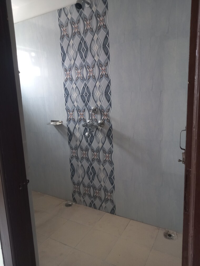 Attached Bathroom, kanke road 3 Bedroom 1261 Sq.Ft. Apartment In Kanke Road Ranchi 9246268