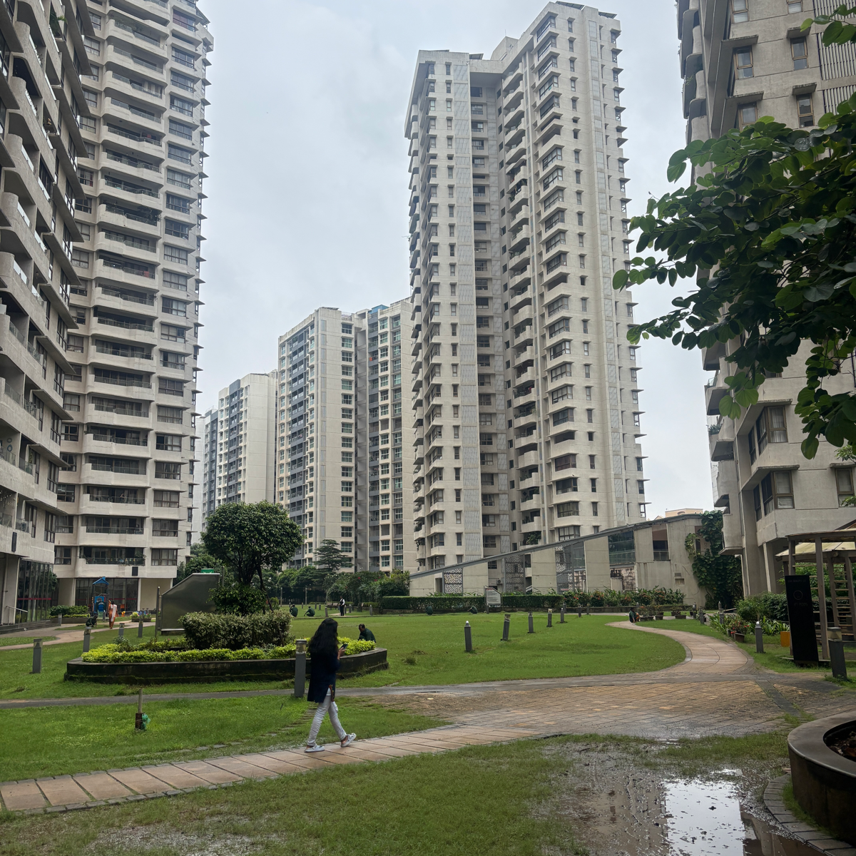 2 BHK Apartment For Rent in L&T Emerald Isle