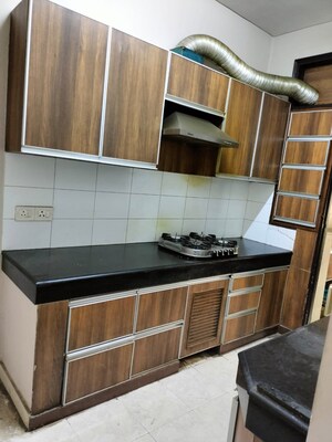 Kitchen in 2.5 BHK Builder Floor at Unitech South City II, Sector 50 – for Rent