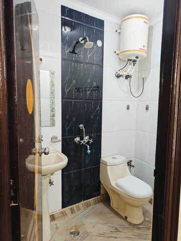 Bathroom in 1 BHK Builder Floor at Saket – for Rent