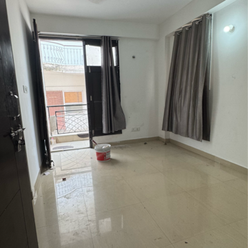 Building Lobby in 1 BHK Builder Floor at Palm Residency Chhatarpur, Rajpur Khurd Extension – for Rent
