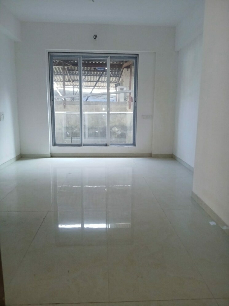 Room, kolbad 1 Bedroom 410 Sq.Ft. Apartment In Kolbad Thane 9246302