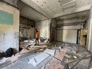  Office Space – Exterior View View at Akshay Complex, Sangamvadi - for Sale