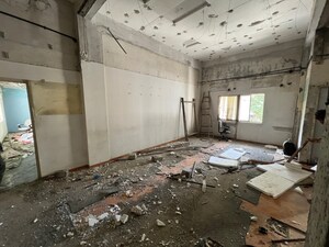  Office Space For Sale in Akshay Complex, Sangamvadi