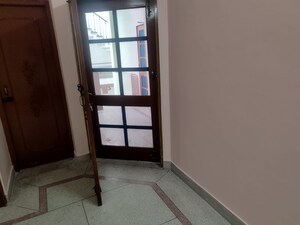 2 BHK Builder Floor For Rent in Gms Road