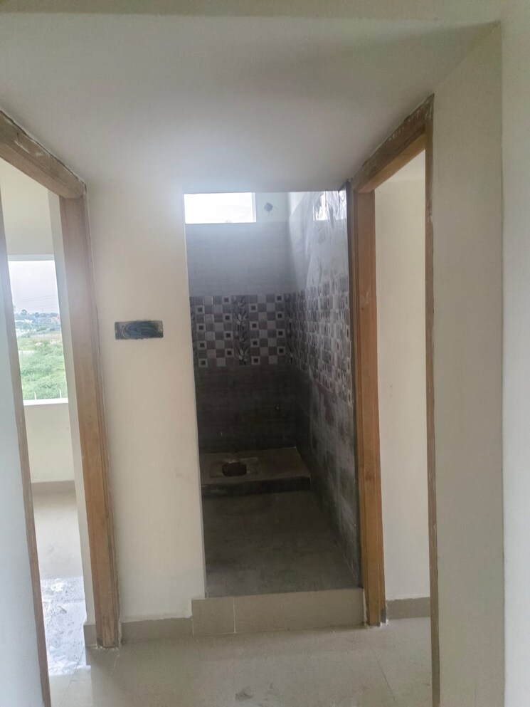Attached Bathroom, rampally 2 Bedroom 1000 Sq.Ft. Apartment In Rampally Hyderabad 9246285