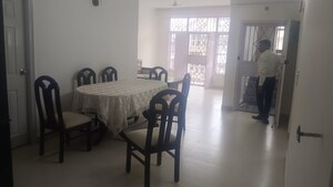 Team Area in 3 BHK Builder Floor at SS The Lilac, Sector 49 – for Rent