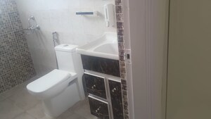 Furnished Amenities in 3 BHK Builder Floor at SS The Lilac, Sector 49 – for Rent