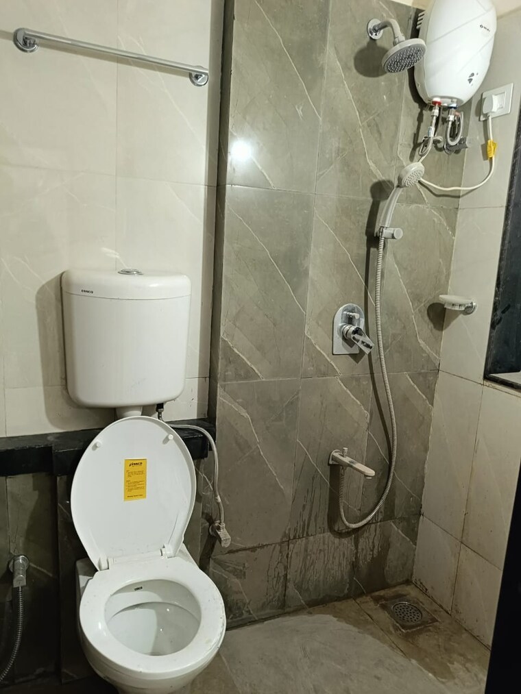 Bathroom, mahaveer-tower 2 Bedroom 650 Sq.Ft. Apartment In Worli Mumbai 9246327