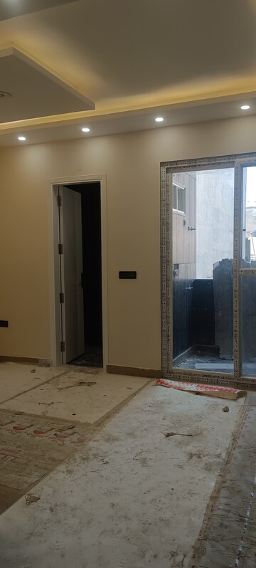 Room in 2 BHK Builder Floor at Ashok Nagar – for Sale