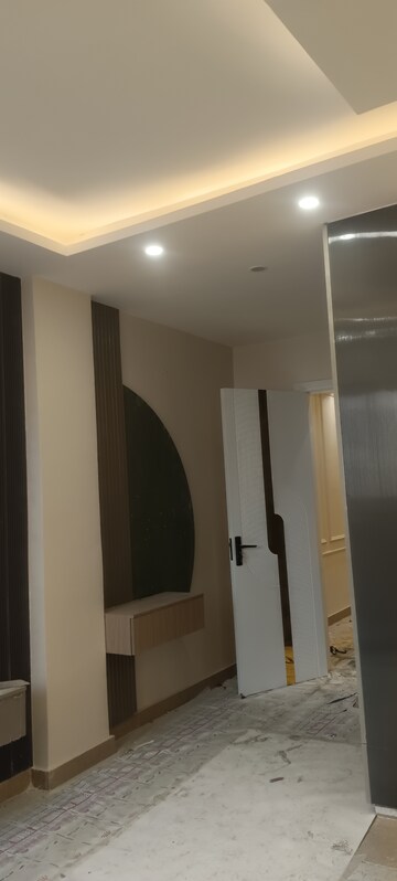 Building Lobby in 2 BHK Builder Floor at Ashok Nagar – for Sale