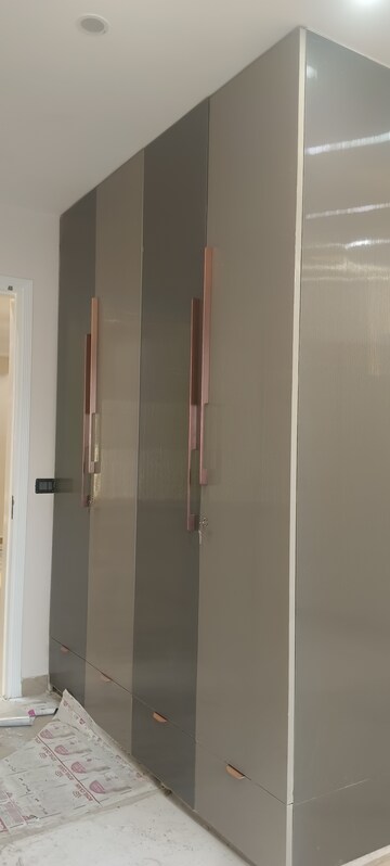 Building Lobby in 2 BHK Builder Floor at Ashok Nagar – for Sale