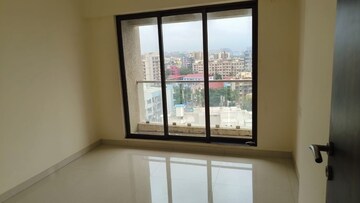Room in 2 BHK Apartment at Vakola – for Rent
