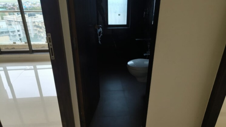 Bathroom, vakola 2 Bedroom 850 Sq.Ft. Apartment In Vakola Mumbai 9246404