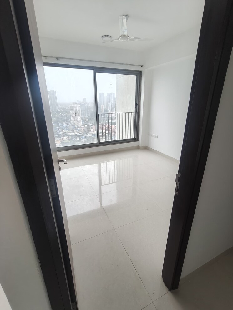 Room, sunteck-city-avenue-4 2 Bedroom 644 Sq.Ft. Apartment In Goregaon West Mumbai 9246342