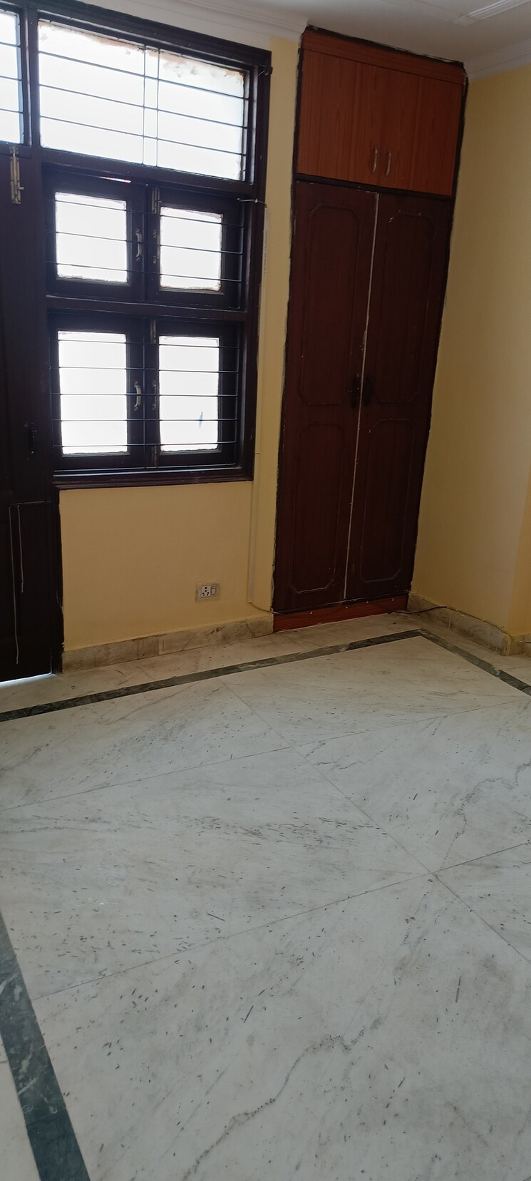Room, saket 2 Bedroom 750 Sq.Ft. Builder Floor In Saket Delhi 9246441