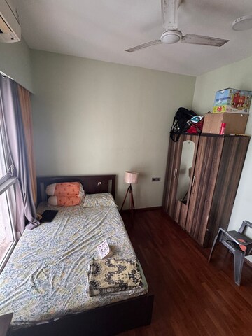 Bedroom in 2 BHK Apartment at Omkar Alta Monte, Malad East – for Rent