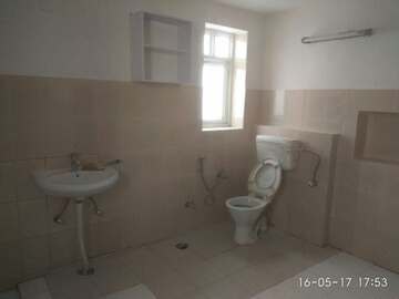 Bathroom in 3 BHK Builder Floor at Green Park Extension – for Rent