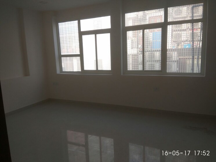 Living Room, green park extension 3 Bedroom 311 Sq.Yd. Builder Floor In Green Park Extension Delhi 9246430