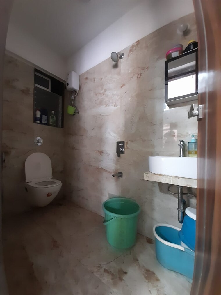 Bathroom, silver-arch-goregaon-west 1 Bedroom 450 Sq.Ft. Apartment In Goregaon West Mumbai 9246449