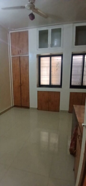 Room in 2 BHK Independent House at Karve Nagar – for Rent