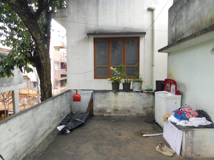  Parking, kumaraswamy layout 4 Bedroom 1000 Sq.Ft. Independent House In Kumaraswamy Layout Bangalore 9246484