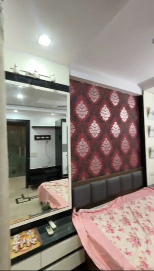 Furnished Amenities in 4 BHK Builder Floor at Ram Vihar – for Rent
